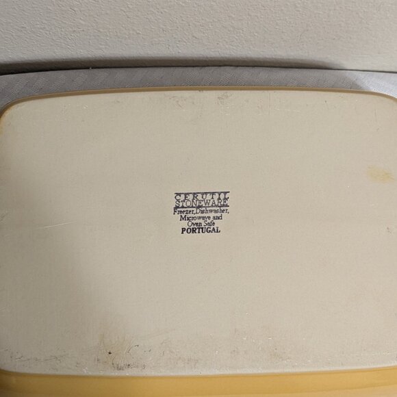 Cerutil Stoneware Casserole Baking Dish. - Picture 6 of 11